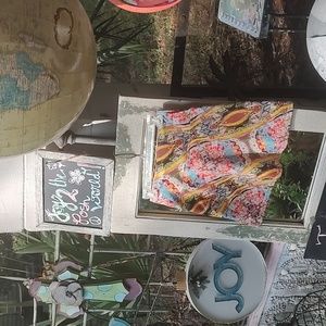 Inspire active wear by Barbara Northrup floral print skort EUC